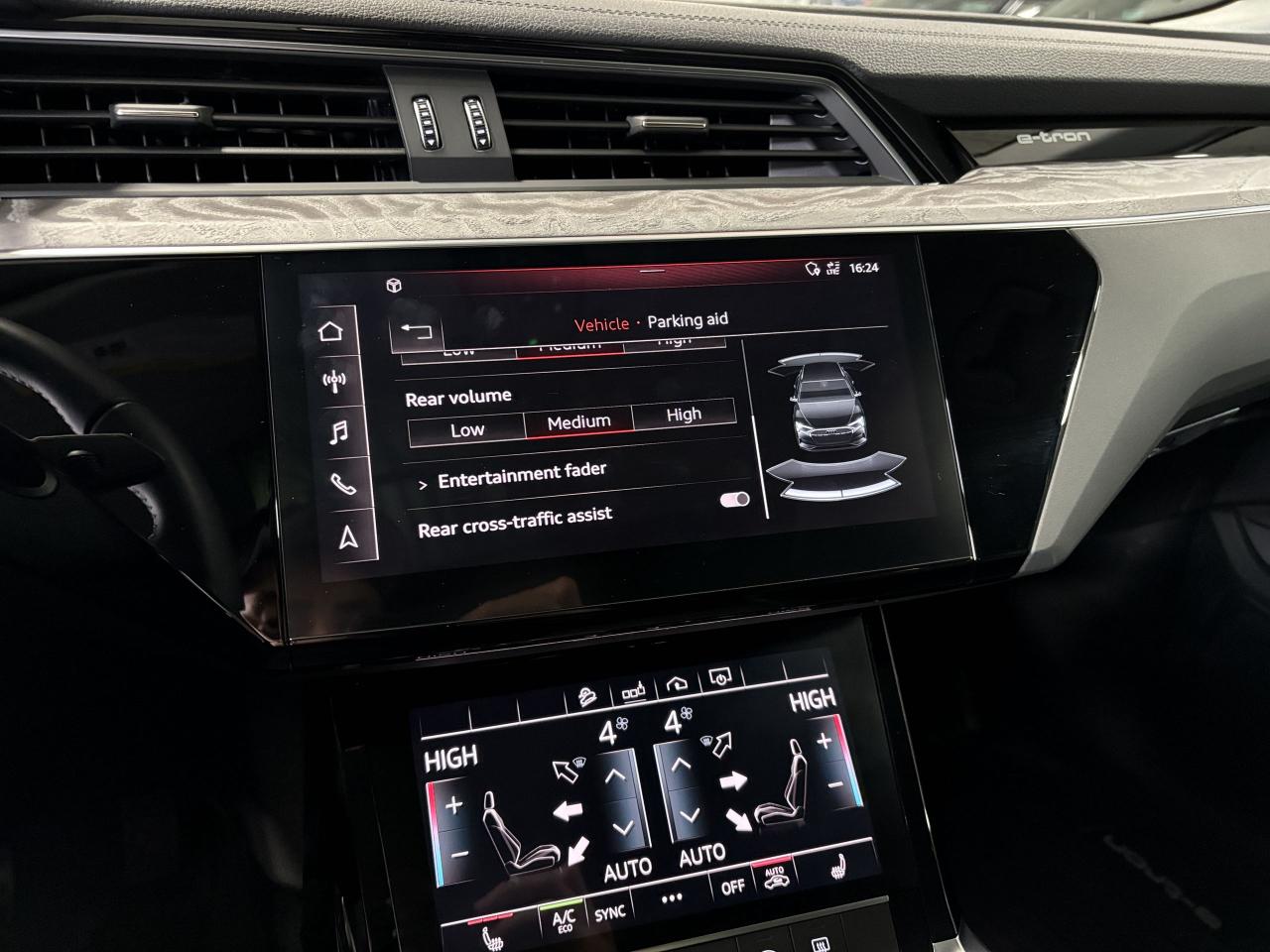 2019 Audi E-Tron Progressiv|QUATTRO|NAV|PANOROOF|LEATHER|ALLOYS|+++ - Photo #31