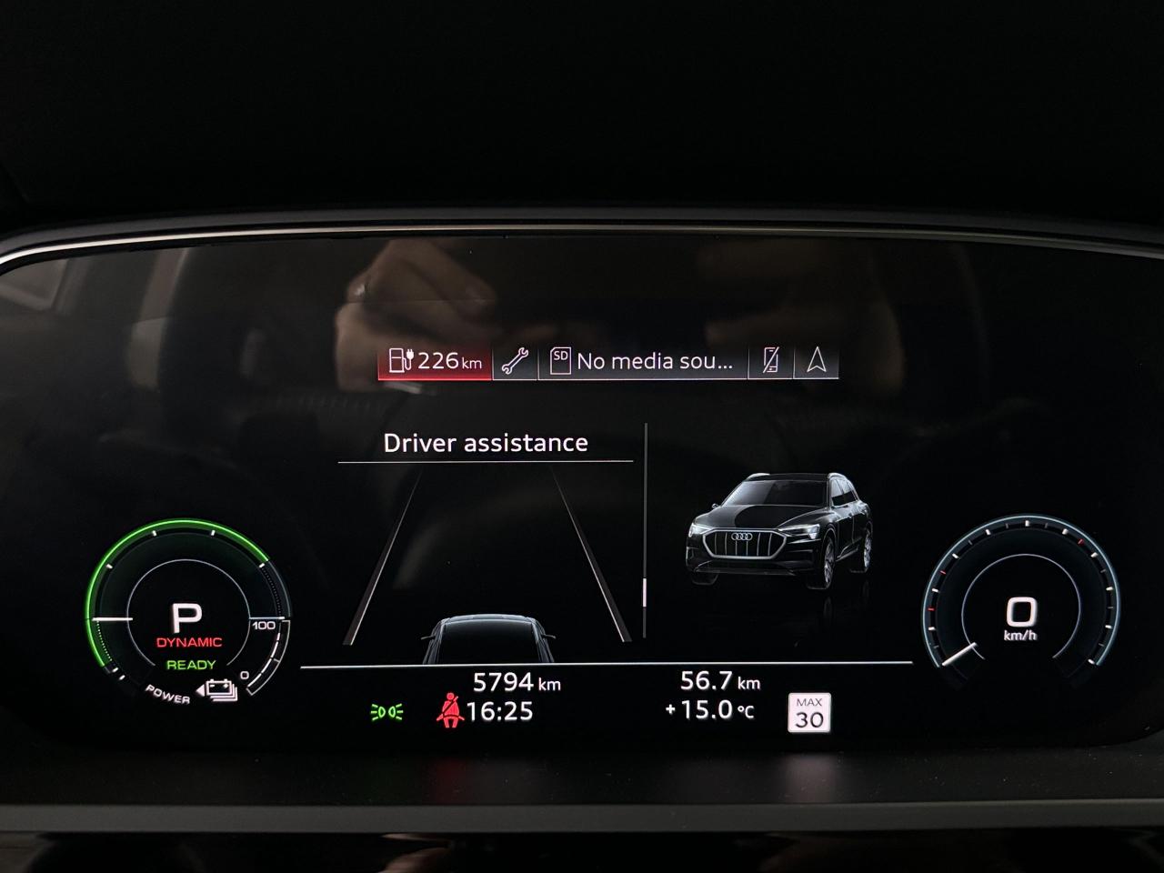 2019 Audi E-Tron Progressiv|QUATTRO|NAV|PANOROOF|LEATHER|ALLOYS|+++ - Photo #41