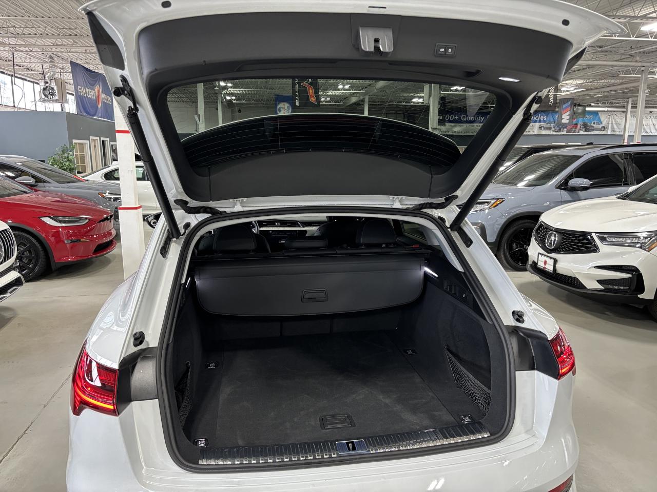 2019 Audi E-Tron Progressiv|QUATTRO|NAV|PANOROOF|LEATHER|ALLOYS|+++ - Photo #7