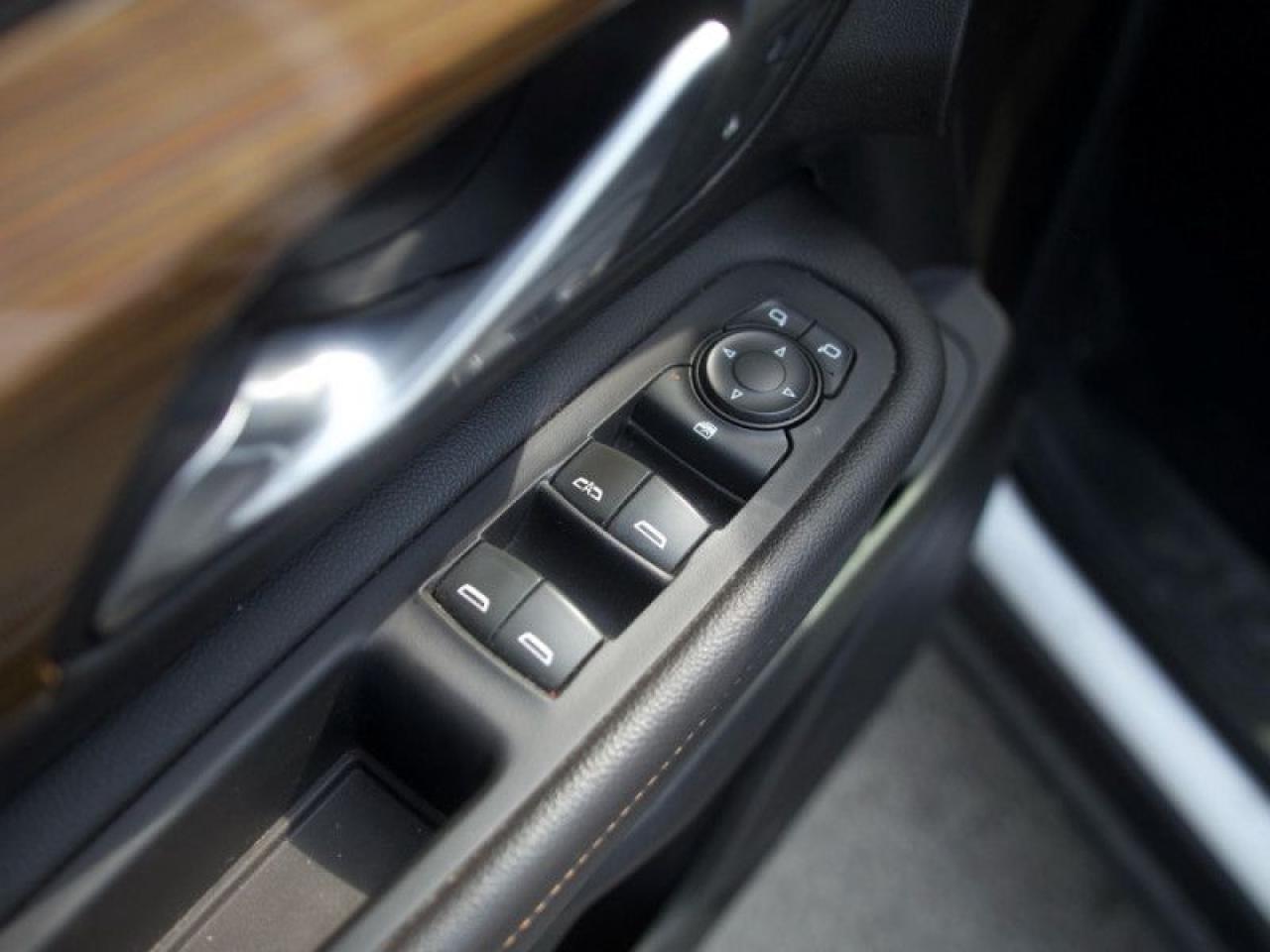 2019 GMC Terrain SLE Pro Grade  **PRO GRADE PKG** Photo