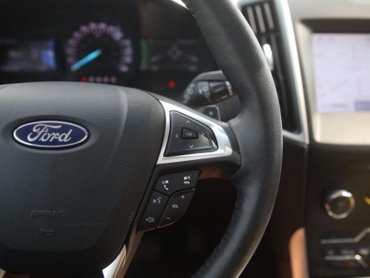 2020 Ford Edge SEL  **CO-PILOT360 ASSIST+ | PANO ROOF** Photo