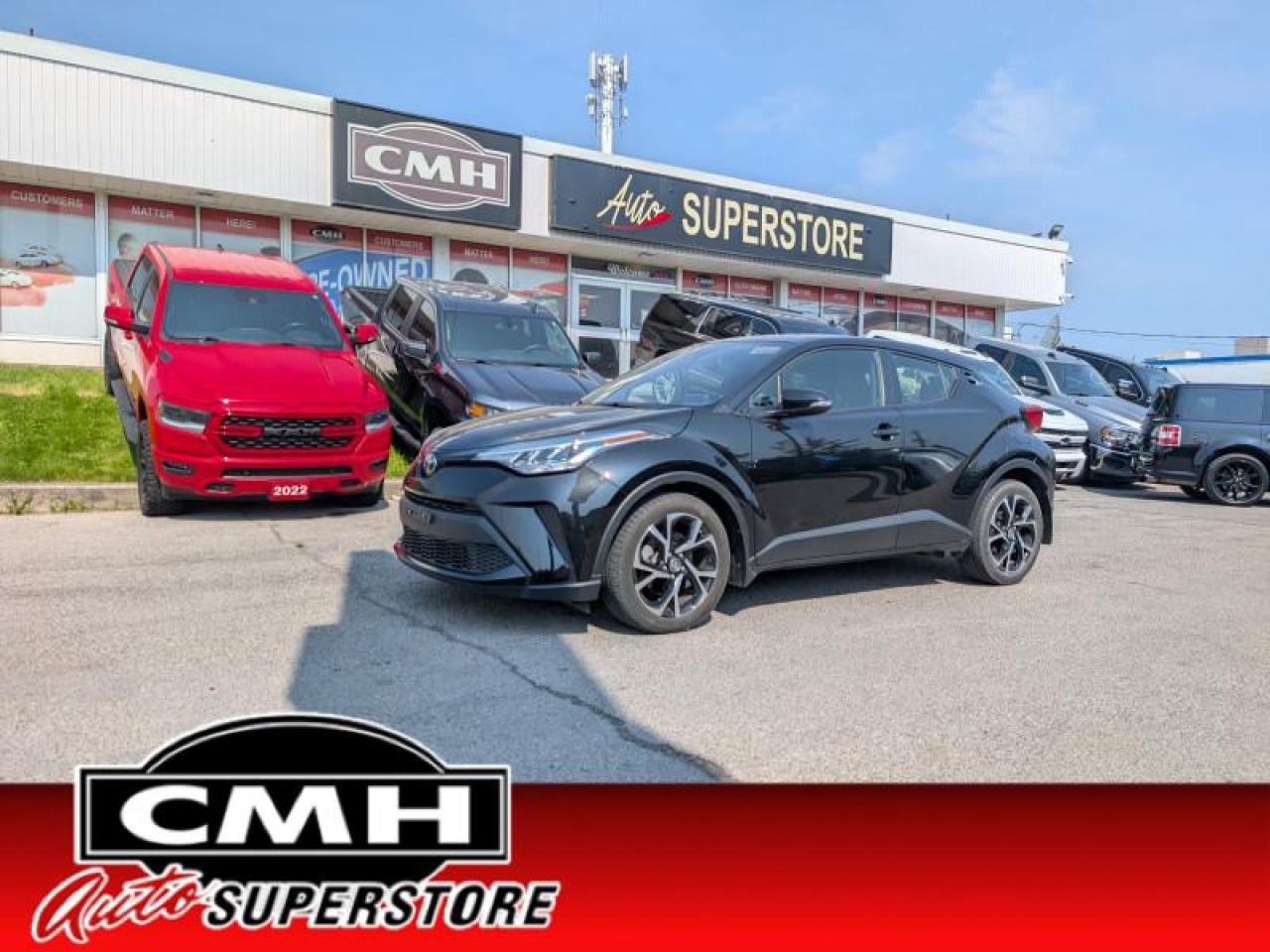 2021 Toyota C-HR XLE Premium  **LOW KMS - HTD SW** Photo0