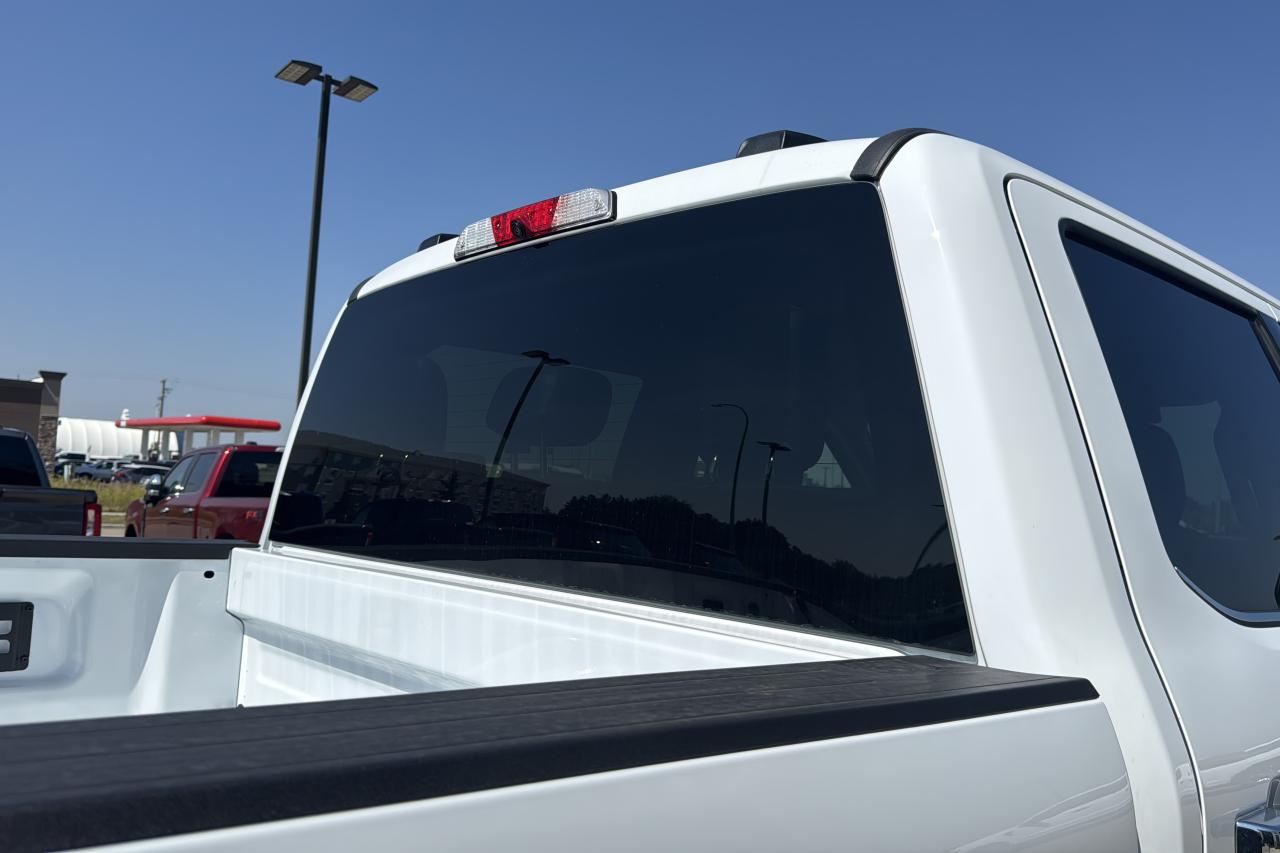 2025 Ford F-350 Super Duty Lariat Photo5