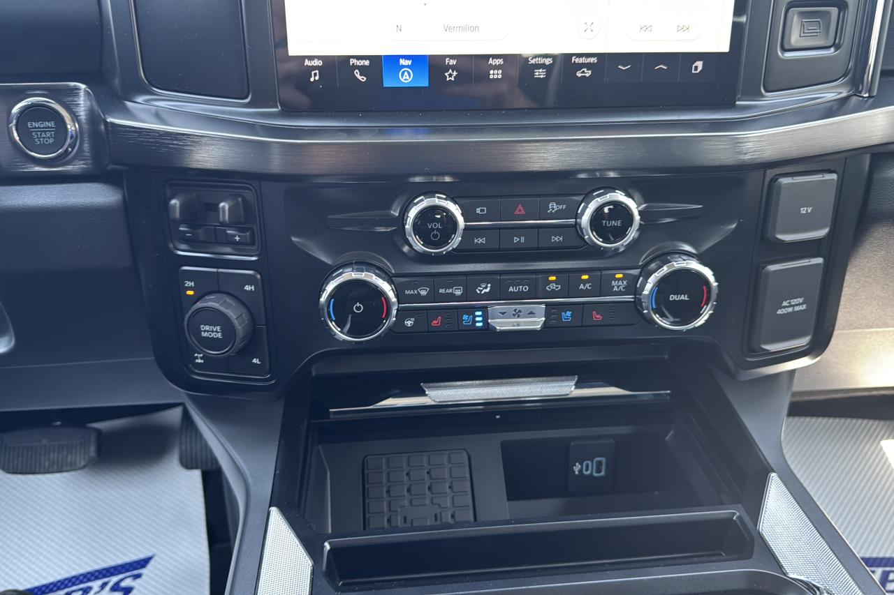 2025 Ford F-350 Super Duty Lariat Photo5