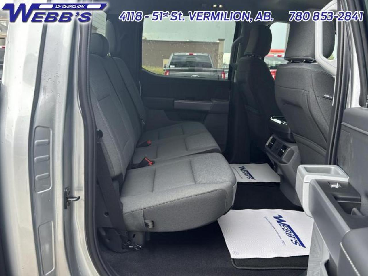 2025 Ford F-350 Super Duty Lariat Photo5