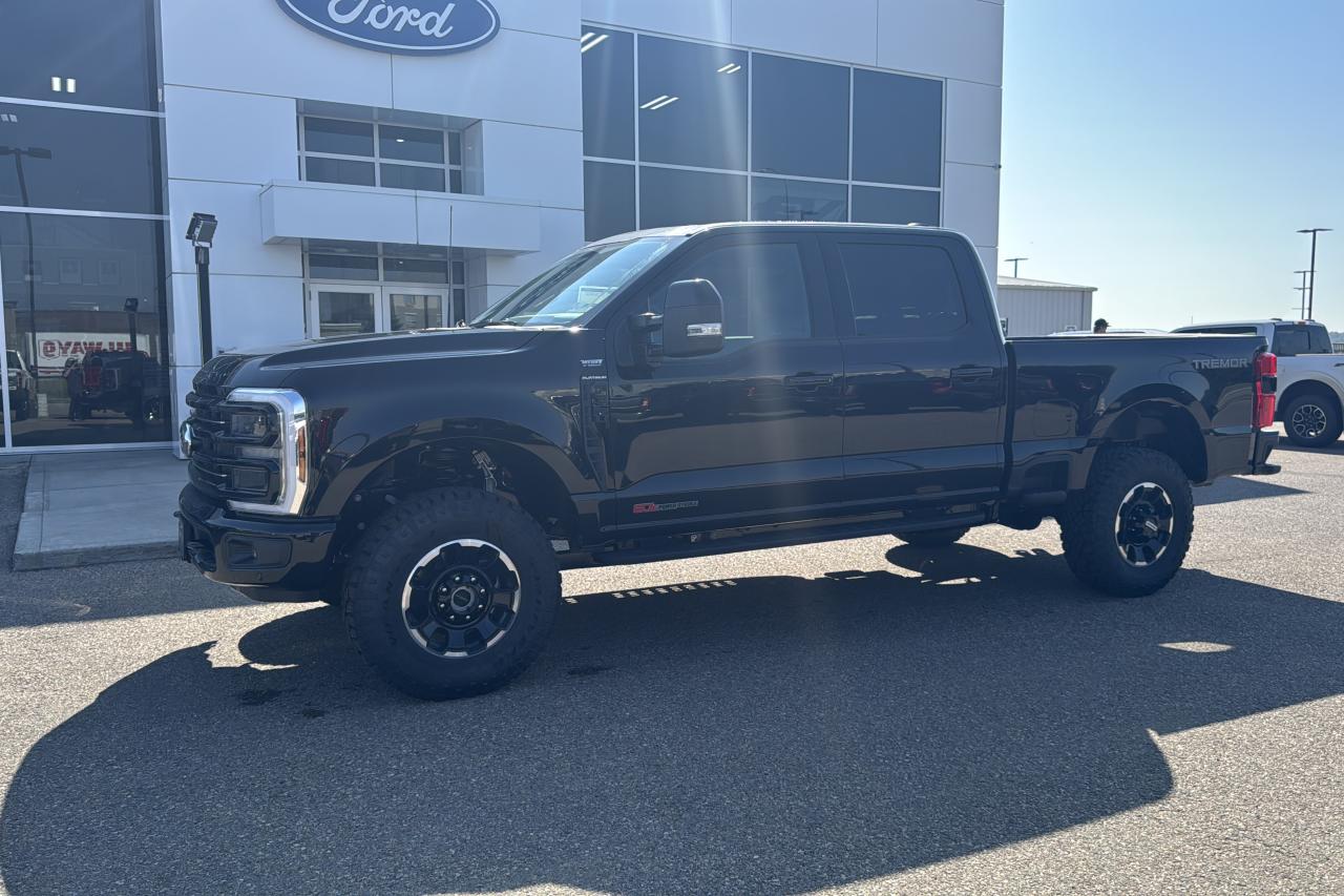 2025 Ford F-350 Super Duty Platinum Photo5
