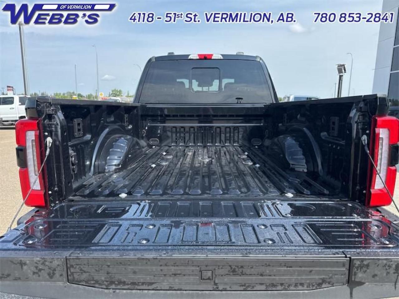 2025 Ford F-350 Super Duty 4X4 CREW CAB PICKUP/ Photo5