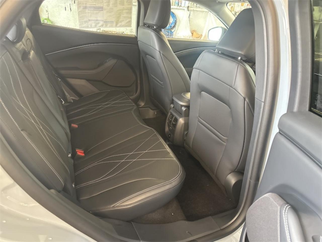 2025 Ford Mustang Mach-E Select AWD  - Activex Seats Photo5