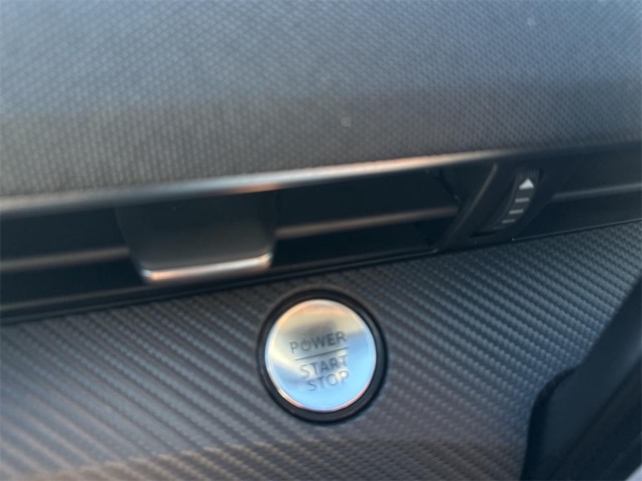 2025 Ford Mustang Mach-E Select AWD  - Activex Seats Photo5