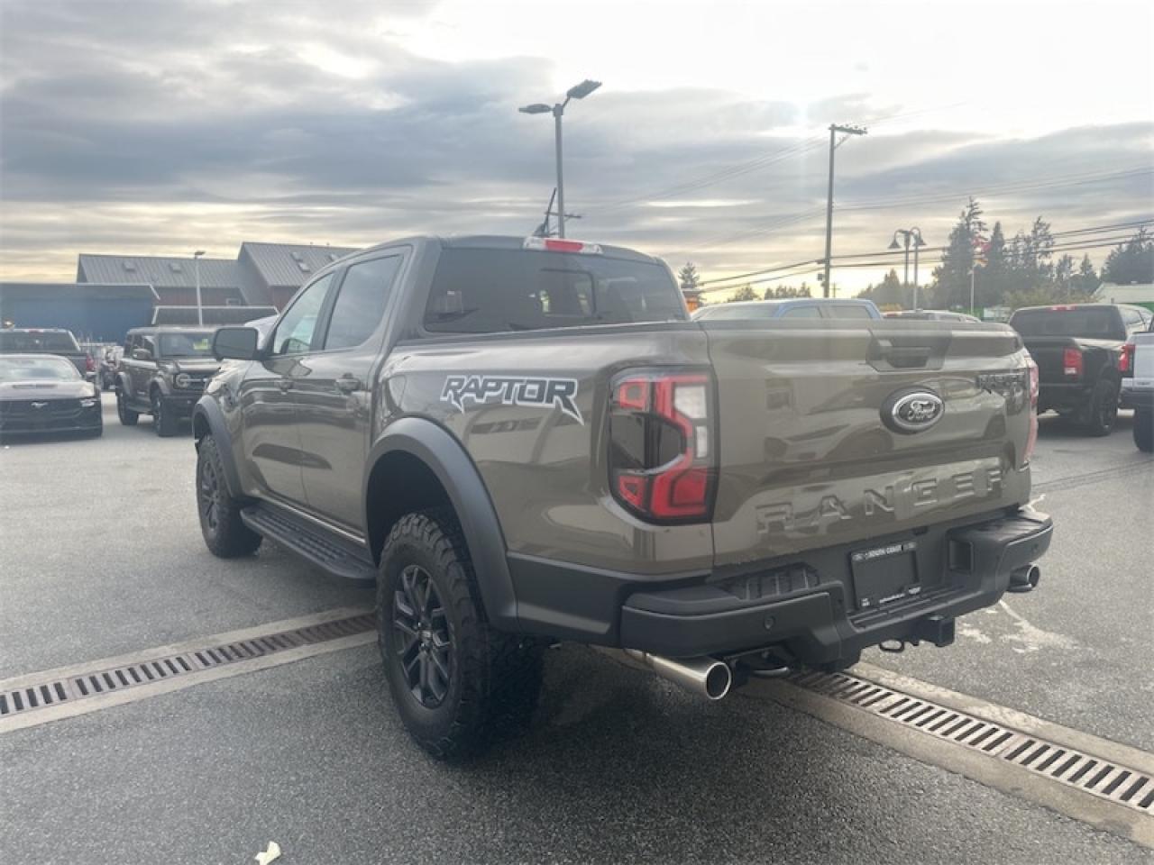 2025 Ford Ranger Raptor  - Leather Seats Photo2