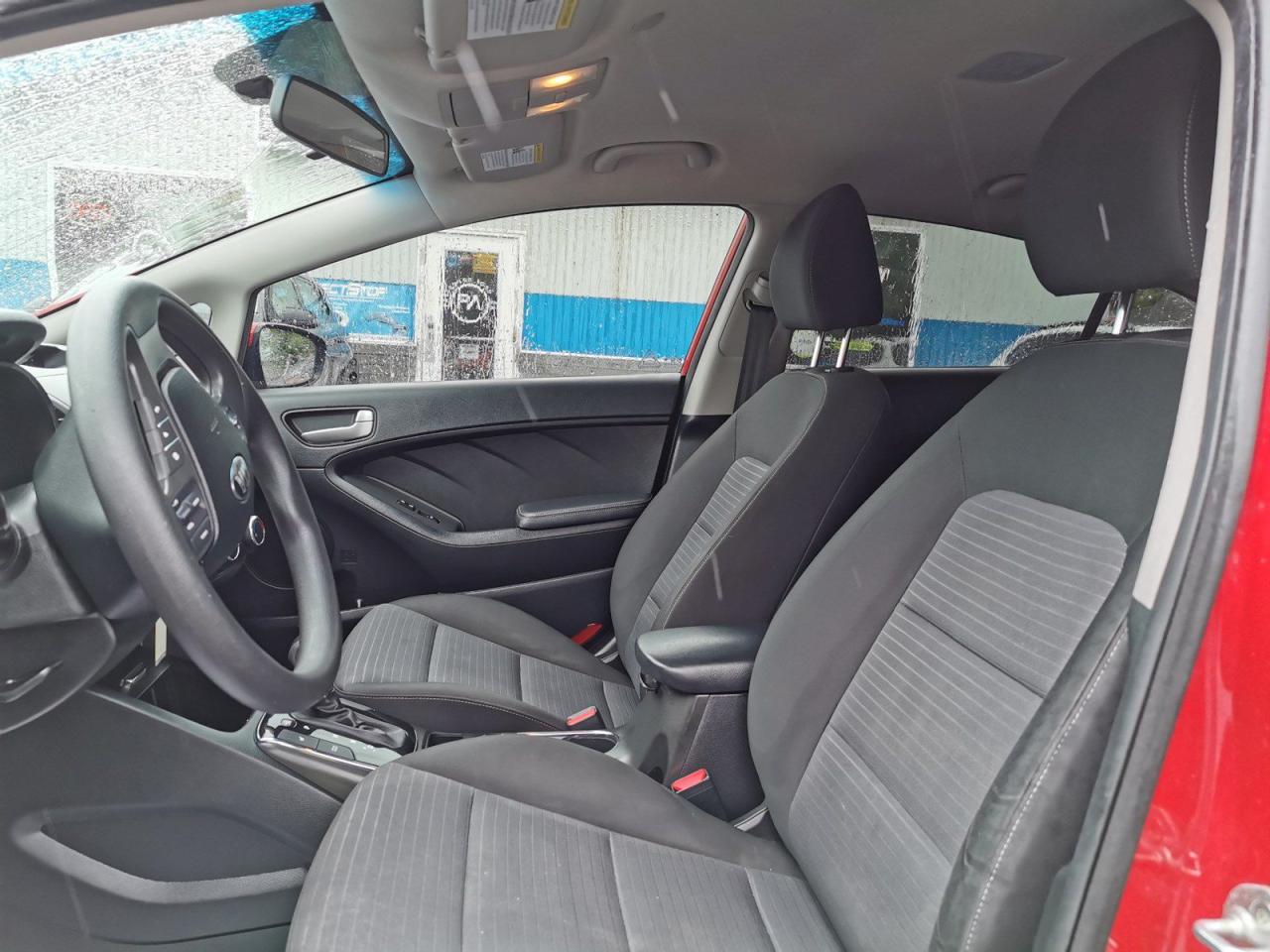 2018 Kia Forte LX - Photo #10