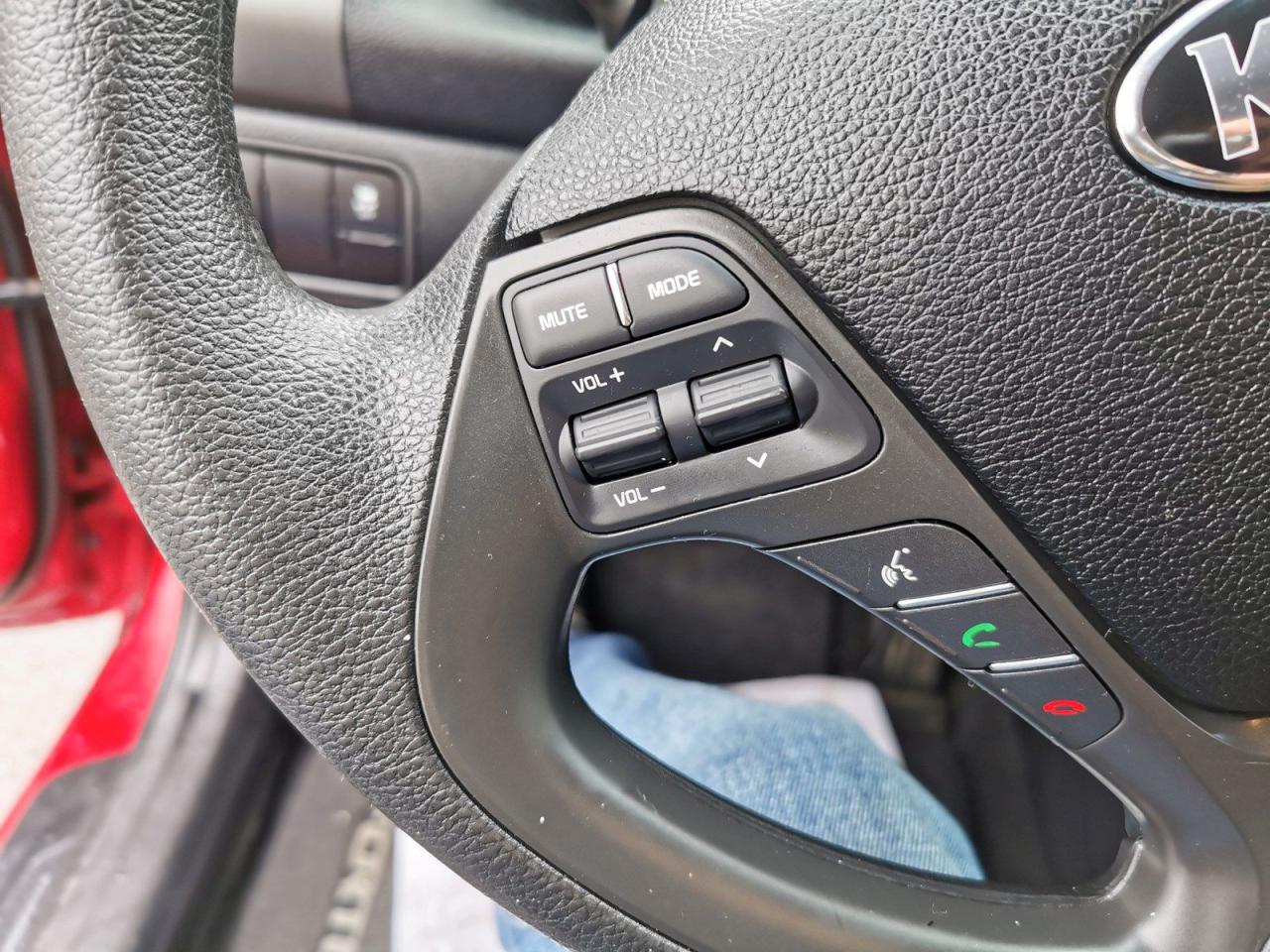 2018 Kia Forte LX - Photo #12