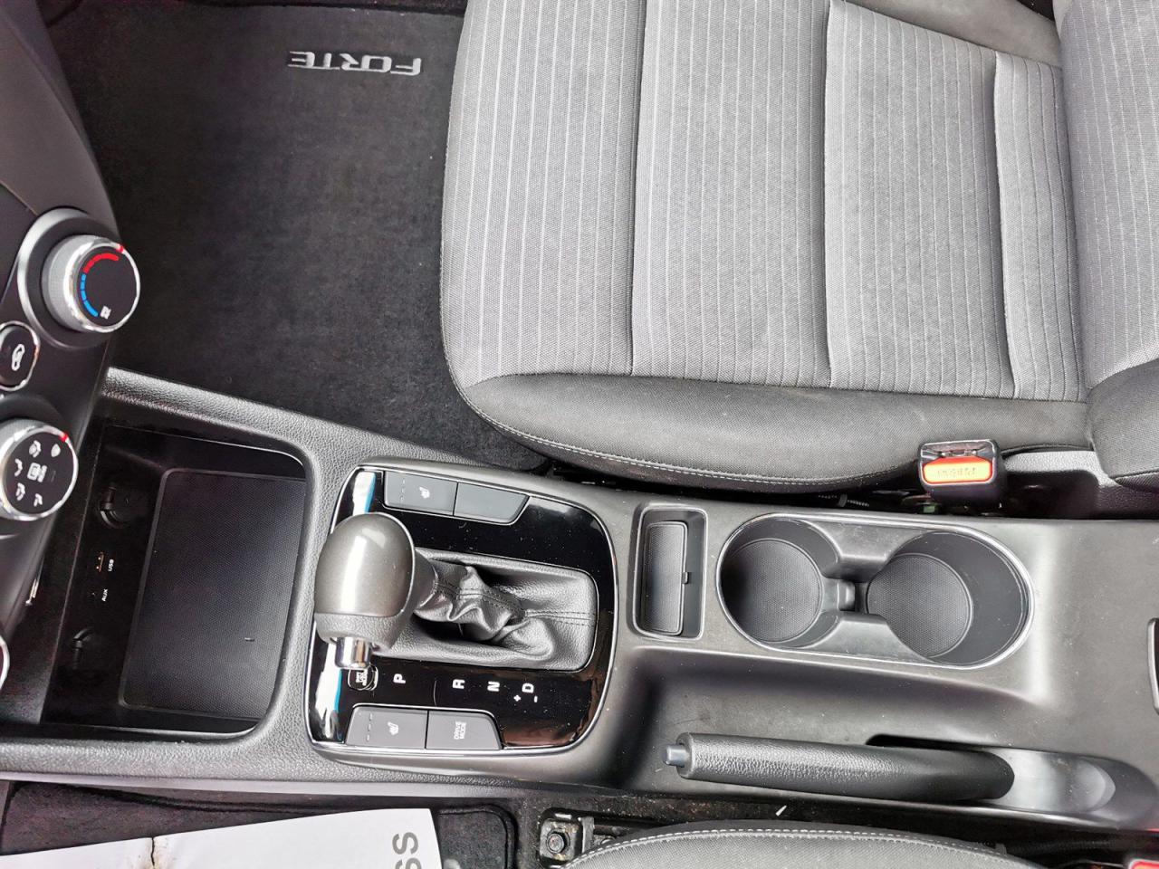 2018 Kia Forte LX - Photo #16