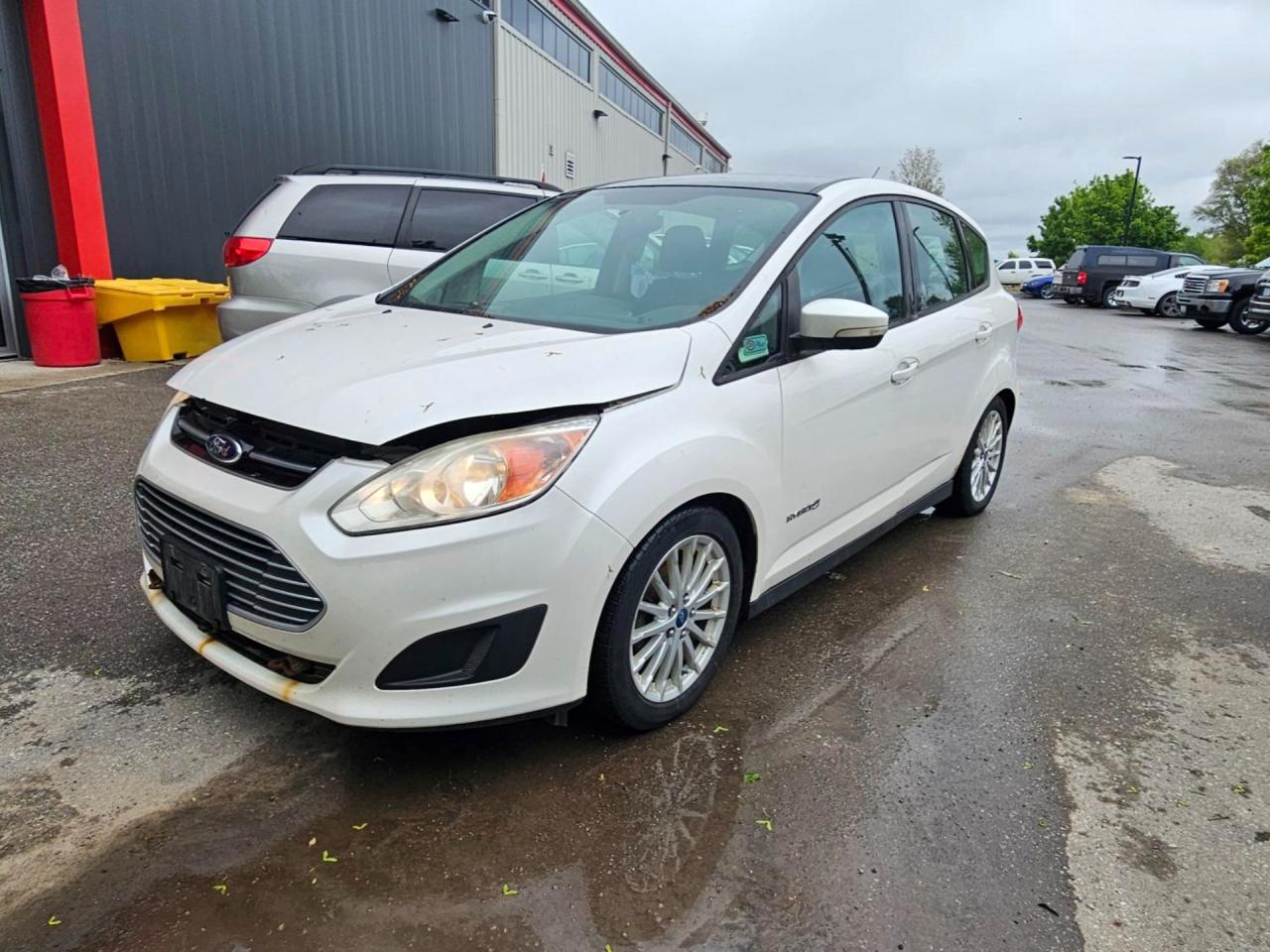 Used 2013 Ford C-MAX Hybrid SE for sale in London, ON