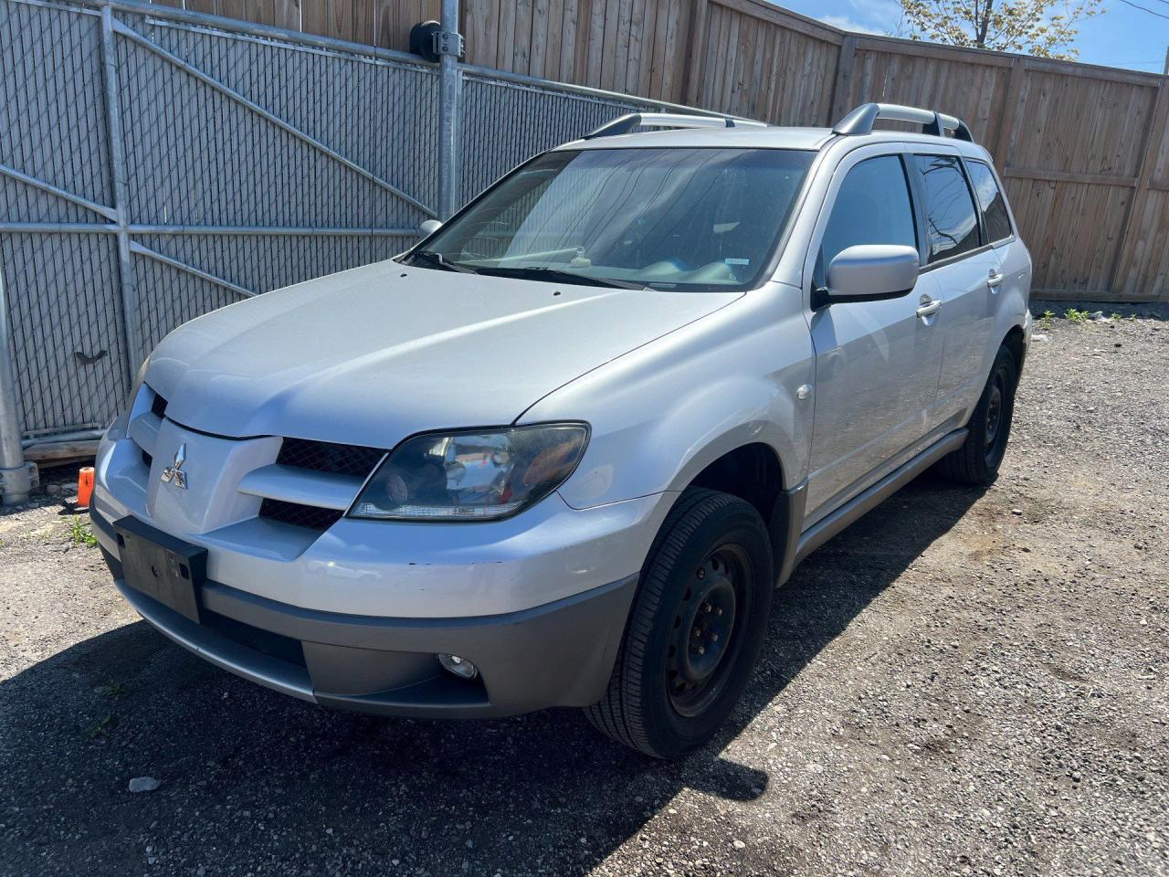 Used 2003 Mitsubishi Outlander XLS for sale in Ajax, ON