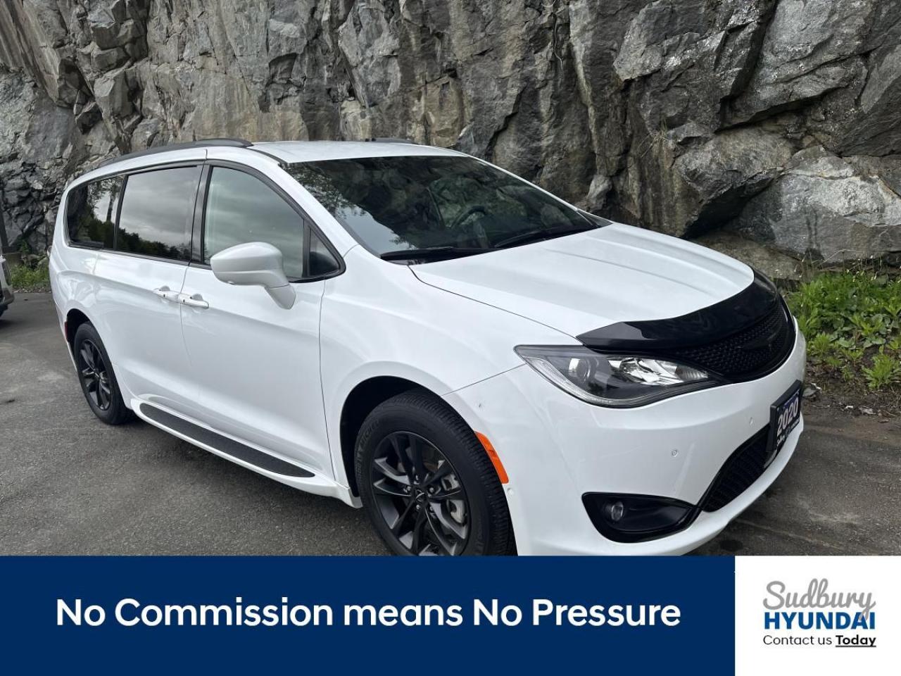Used 2020 Chrysler Pacifica Launch Edition AWD for sale in Greater Sudbury, ON