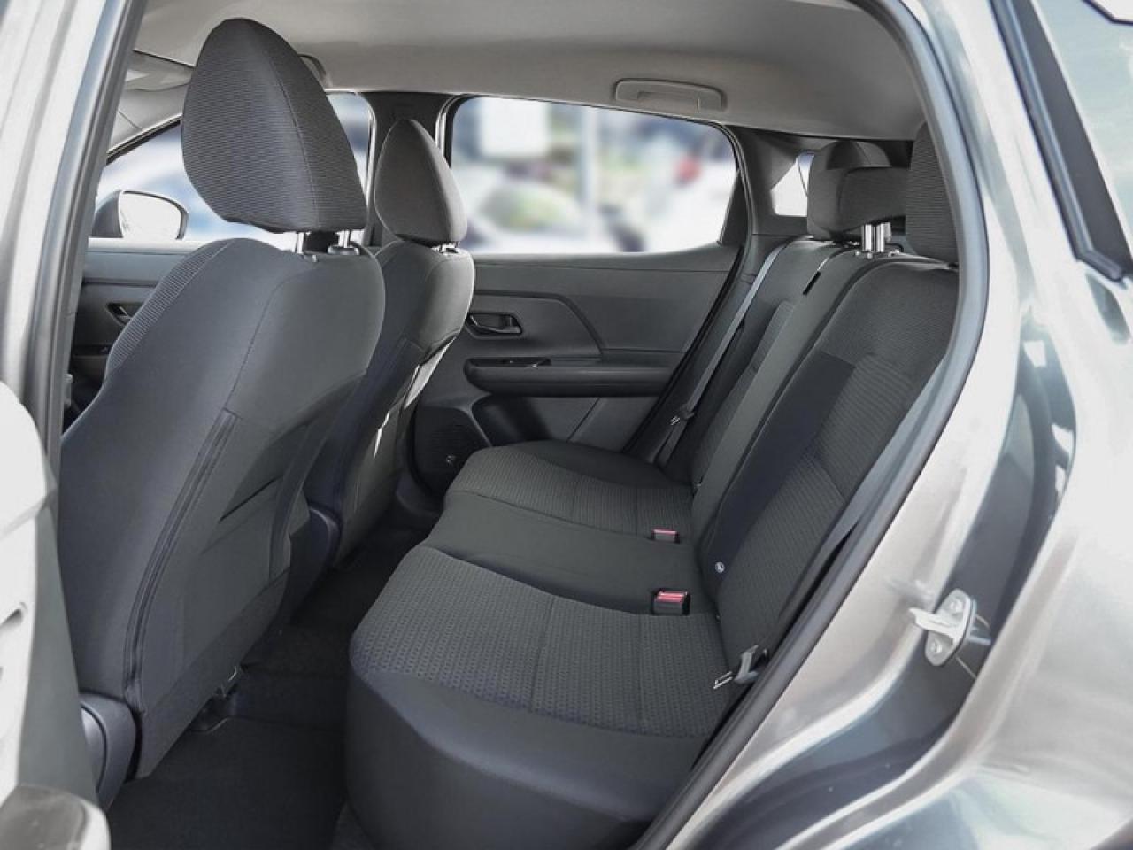 2025 Nissan Kicks S  - Heated Seats Photo