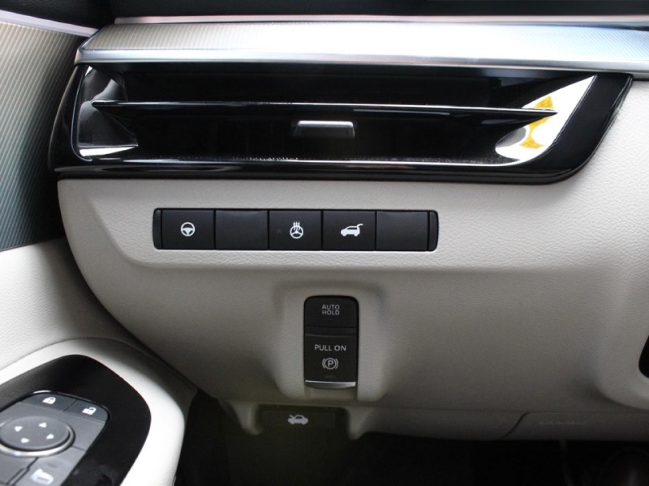 2025 Nissan Murano SL  - Leather Seats -  Moonroof Photo