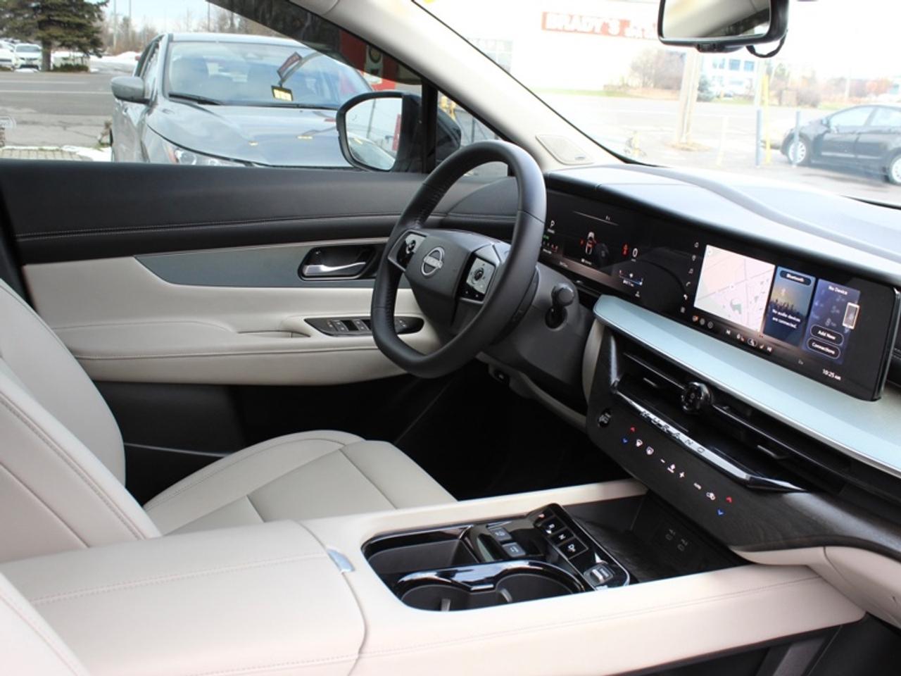 2025 Nissan Murano SL  - Leather Seats -  Moonroof Photo
