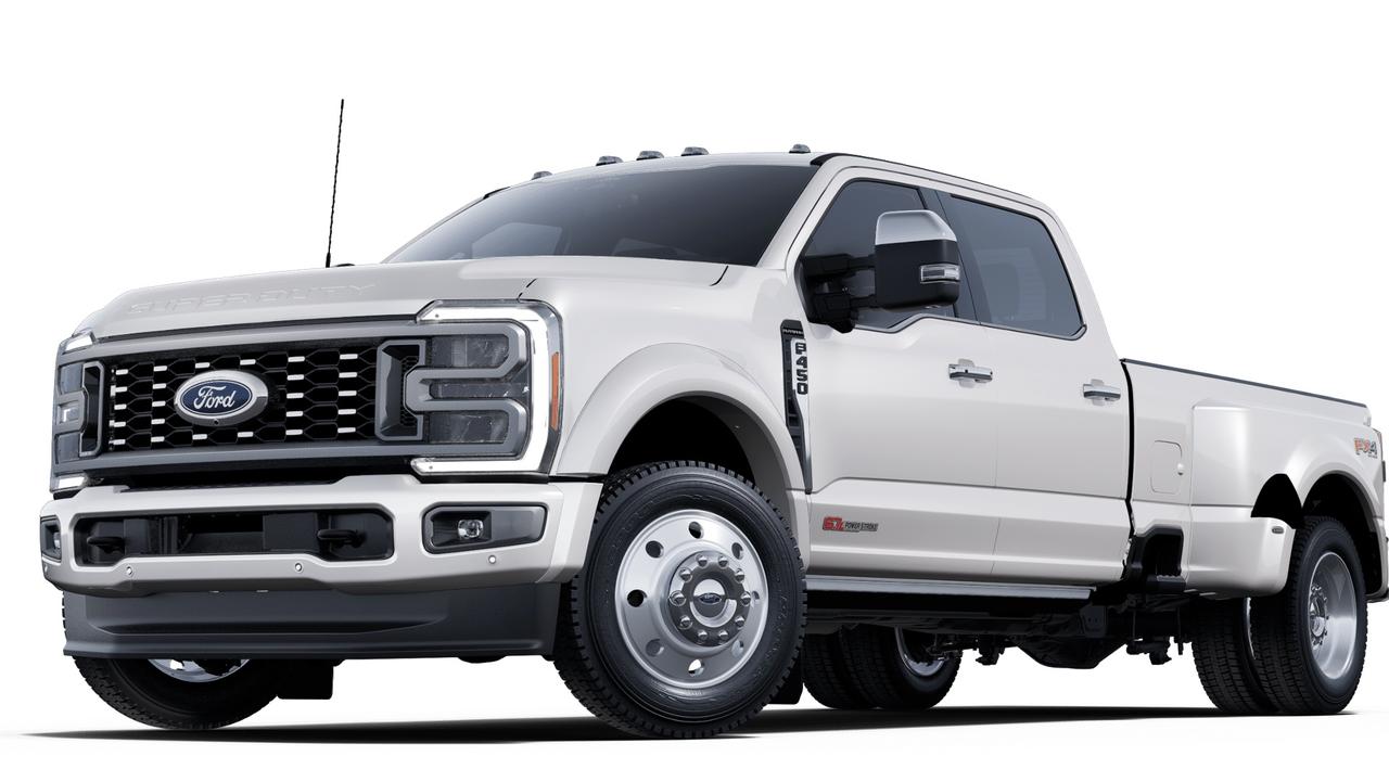 2025 Ford F-450 Super Duty DRW PLATINUM 4WD CREW CAB 8' BOX
