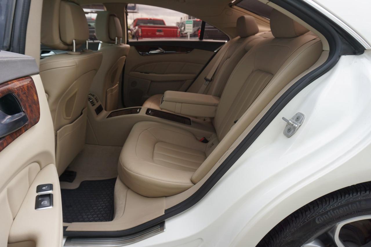 2014 Mercedes-Benz CLS-Class CLS550 4MATIC AWD CERTIFIED *ACCIDENT FREE* NAV CAMERA BLUETOOTH SUNROOF LEATHER HEATED SEATS CRUISE ALLOYS - Photo #15