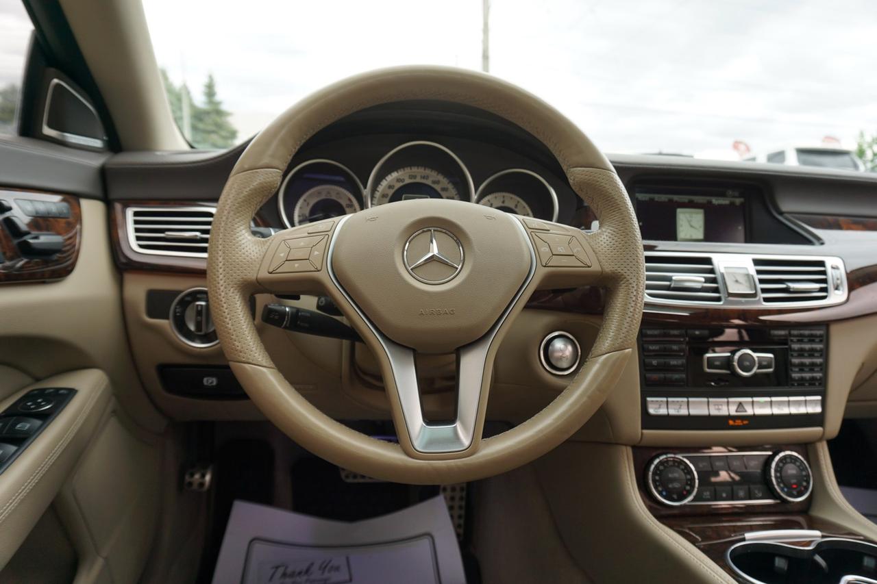 2014 Mercedes-Benz CLS-Class CLS550 4MATIC AWD CERTIFIED *ACCIDENT FREE* NAV CAMERA BLUETOOTH SUNROOF LEATHER HEATED SEATS CRUISE ALLOYS Photo