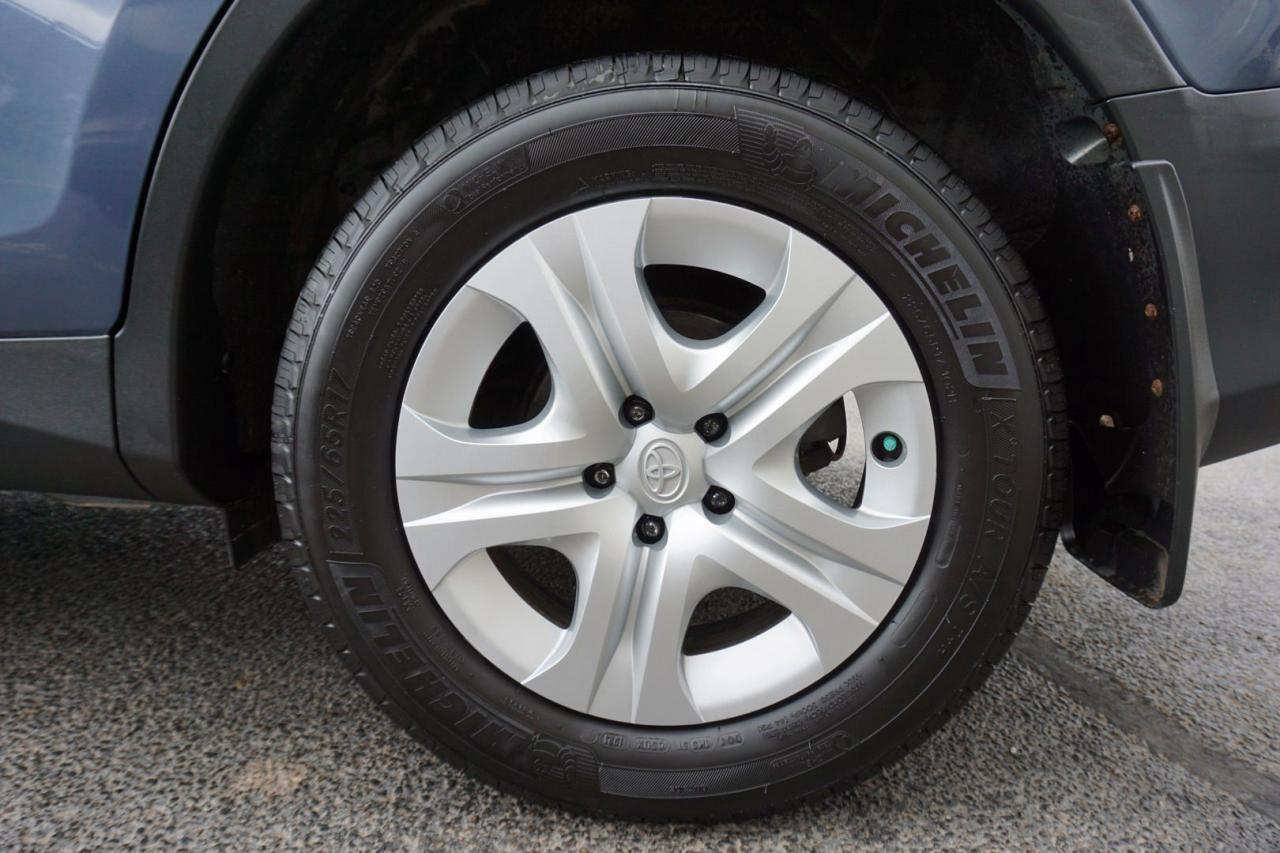 2014 Toyota RAV4 LE AWD CERTIFIERD BLUETOOTH CRUISE ALLOYS SIDE TURNING SIGNALS - Photo #29