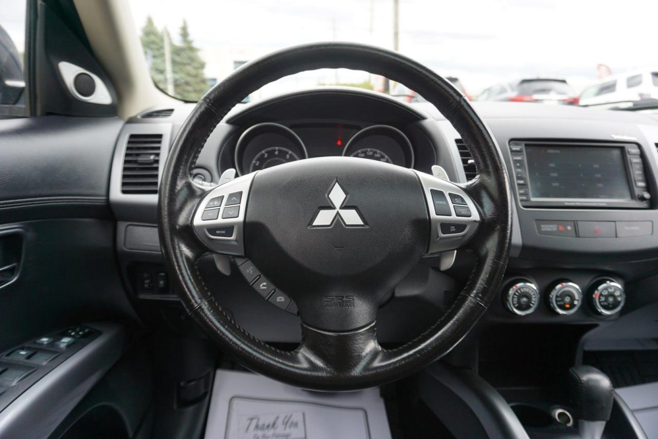 2013 Mitsubishi Outlander V6 GT S-AWC CERTIFIED *7SEATS*27 MITSUBISHI SERVICE* NAV CAMERA SUNROOF BLUETOOTH LEATHER HEATED SUNROOF CRUISE ALLOYS - Photo #10