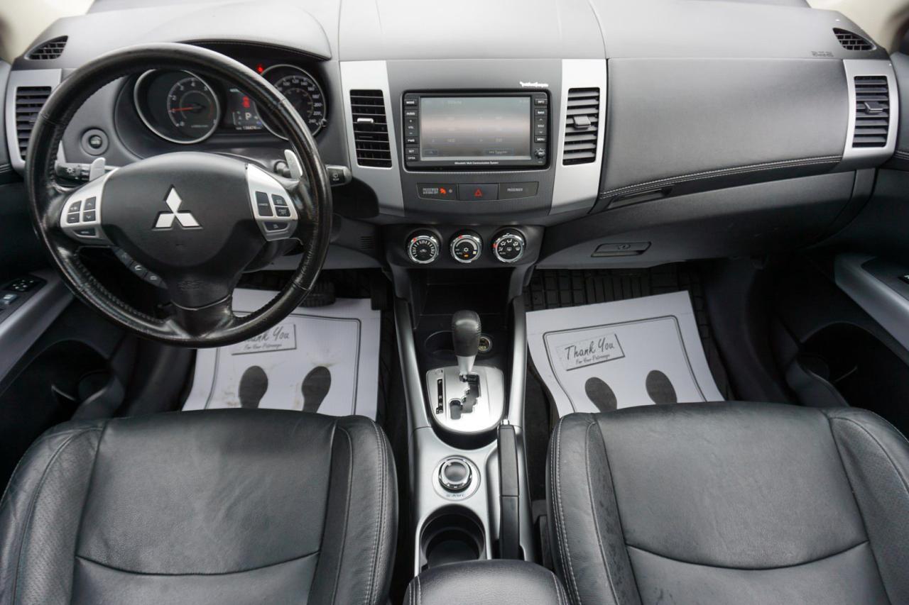 2013 Mitsubishi Outlander V6 GT S-AWC CERTIFIED *7SEATS*27 MITSUBISHI SERVICE* NAV CAMERA SUNROOF BLUETOOTH LEATHER HEATED SUNROOF CRUISE ALLOYS - Photo #12