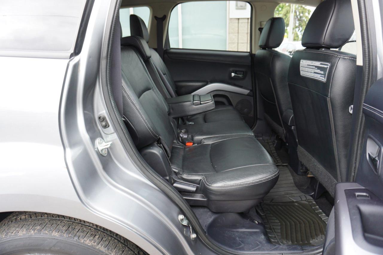 2013 Mitsubishi Outlander V6 GT S-AWC CERTIFIED *7SEATS*27 MITSUBISHI SERVICE* NAV CAMERA SUNROOF BLUETOOTH LEATHER HEATED SUNROOF CRUISE ALLOYS - Photo #18