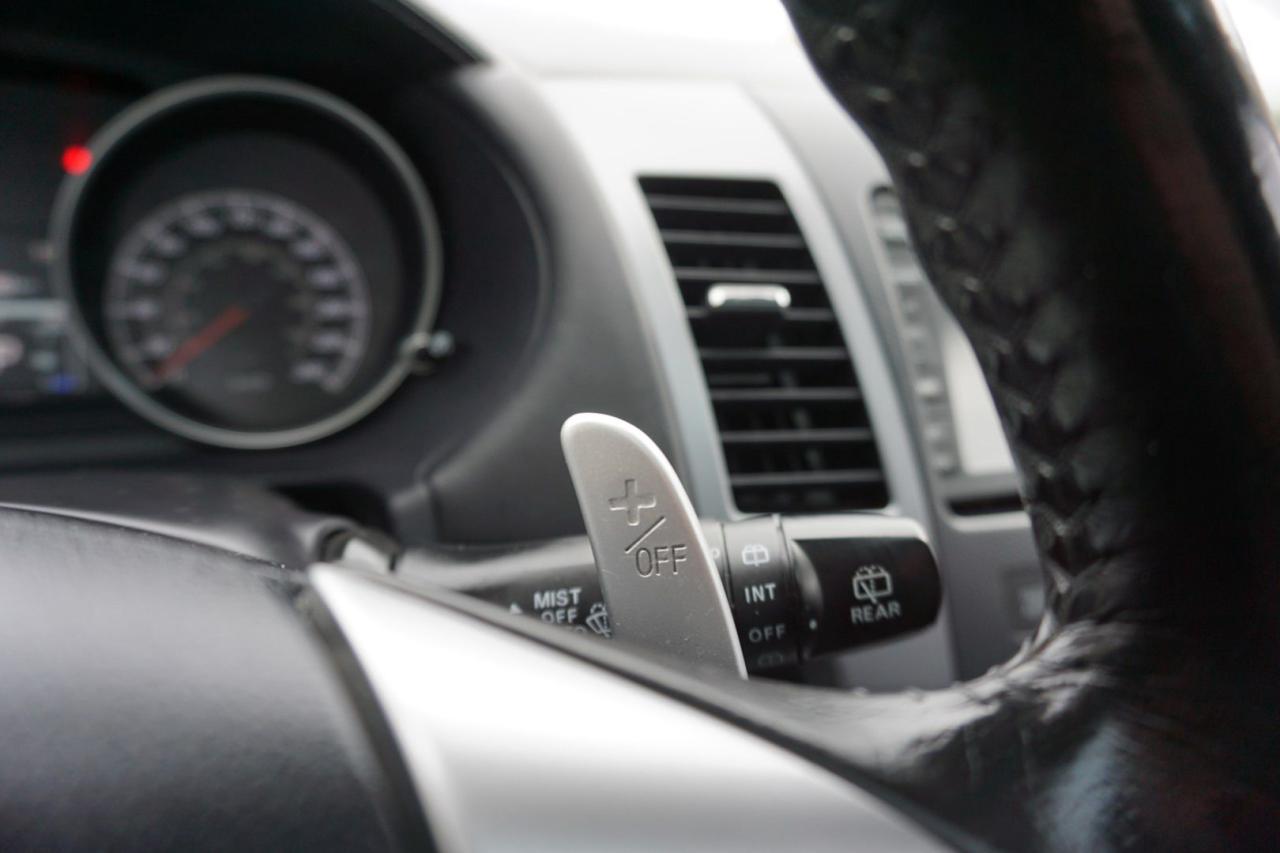2013 Mitsubishi Outlander V6 GT S-AWC CERTIFIED *7SEATS*27 MITSUBISHI SERVICE* NAV CAMERA SUNROOF BLUETOOTH LEATHER HEATED SUNROOF CRUISE ALLOYS - Photo #35