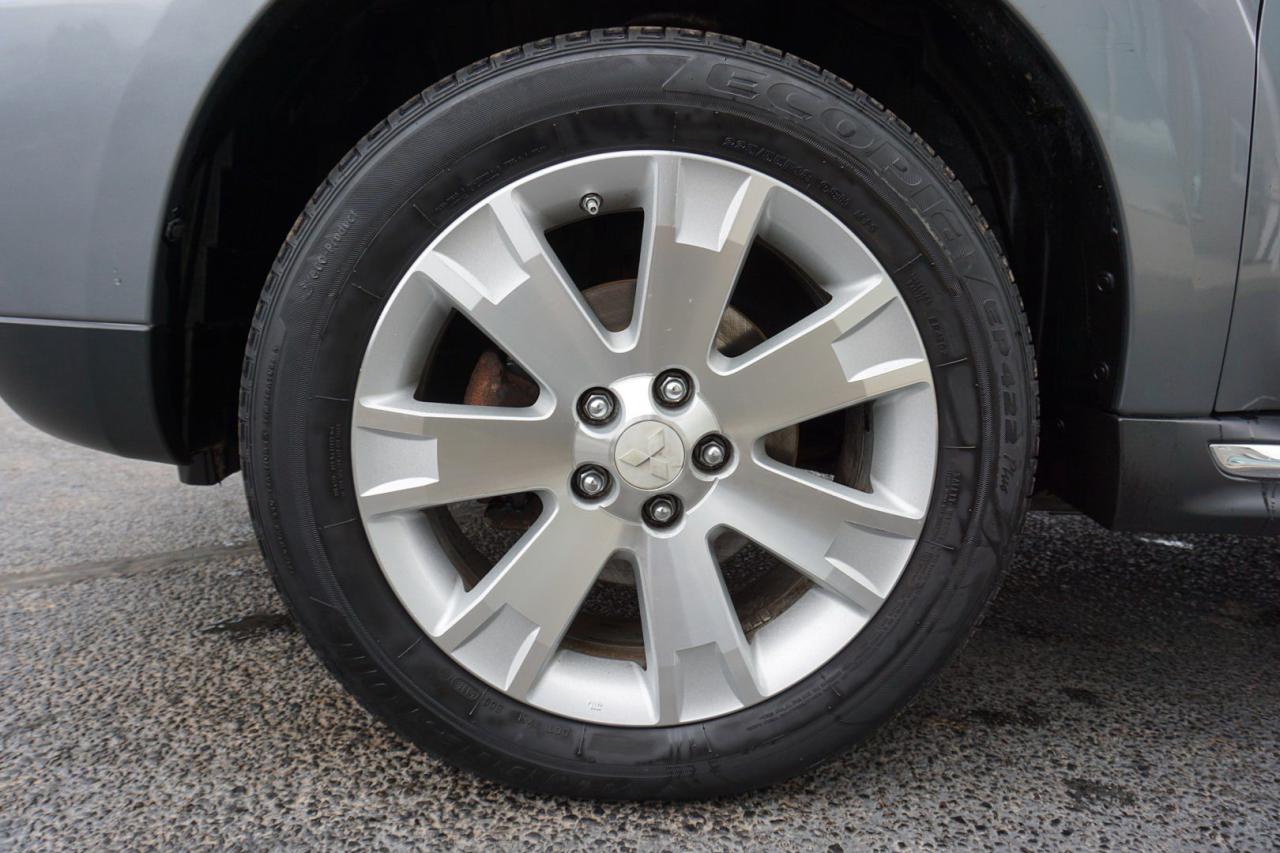 2013 Mitsubishi Outlander V6 GT S-AWC CERTIFIED *7SEATS*27 MITSUBISHI SERVICE* NAV CAMERA SUNROOF BLUETOOTH LEATHER HEATED SUNROOF CRUISE ALLOYS - Photo #44