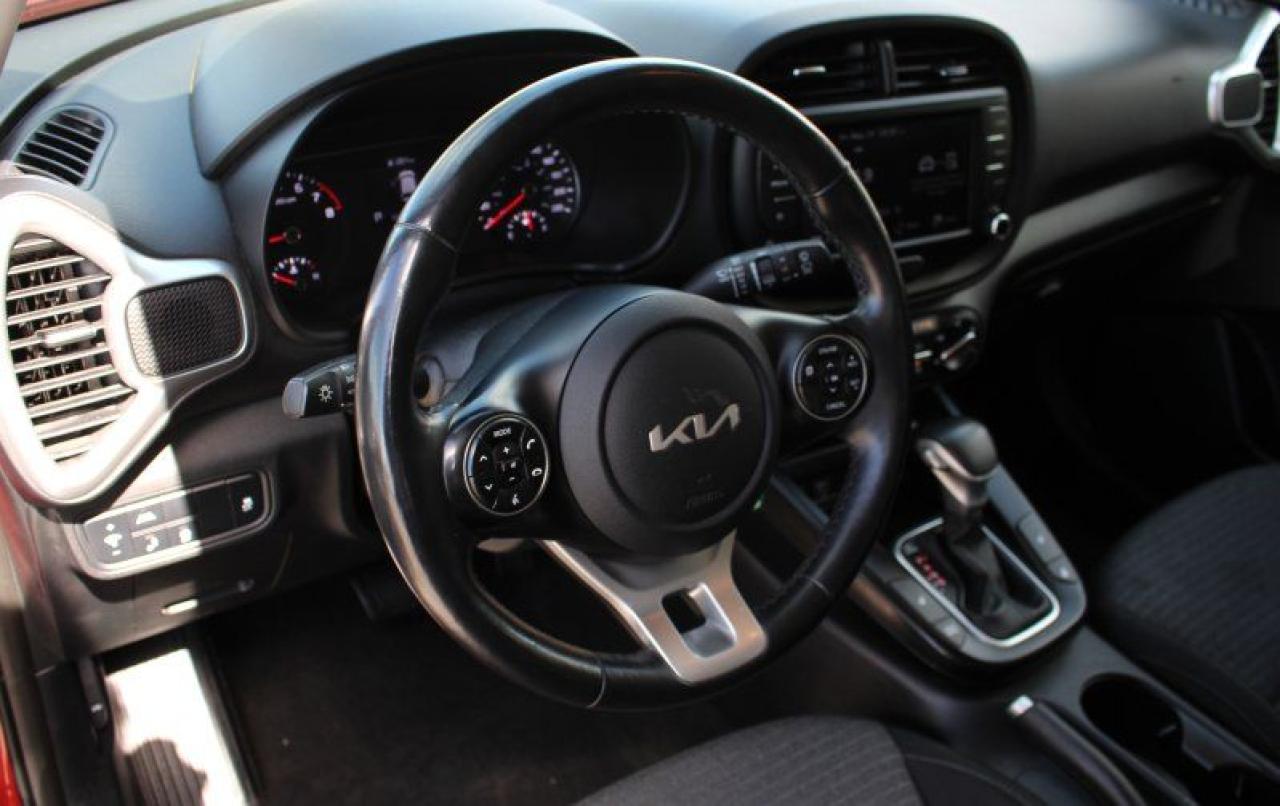 2022 Kia Soul EX*Heated Seats*CarPlay*Rear Cam*2.0L-4cyl - Photo #8