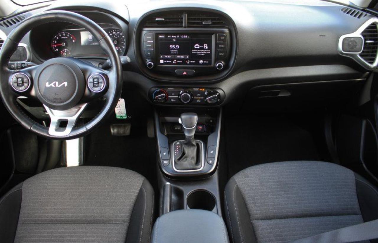 2022 Kia Soul EX*Heated Seats*CarPlay*Rear Cam*2.0L-4cyl - Photo #9