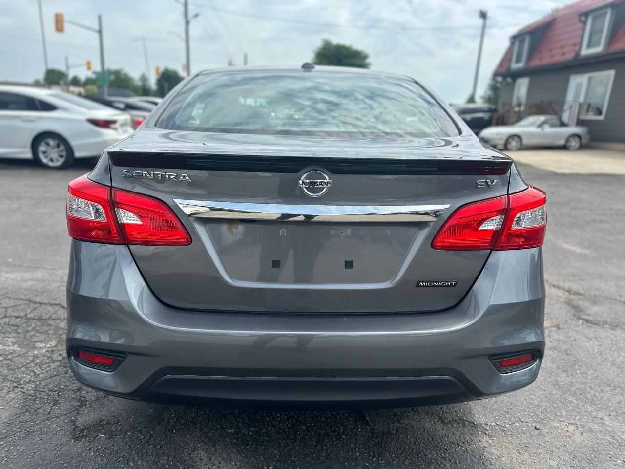 2018 Nissan Sentra SV - ONE OWNER/NO ACCIDENTS Photo4