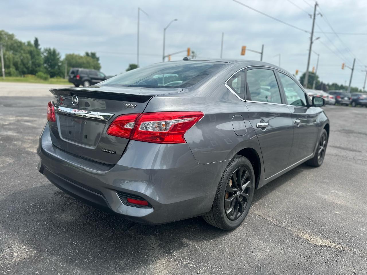 2018 Nissan Sentra SV - ONE OWNER/NO ACCIDENTS Photo3