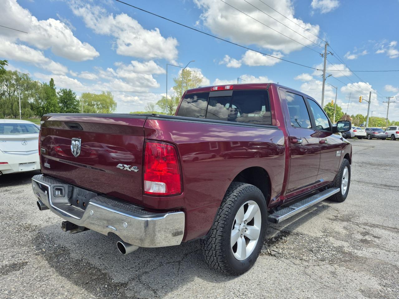 2017 RAM 1500 4WD CREW CAB 140.5" SLT Photo27