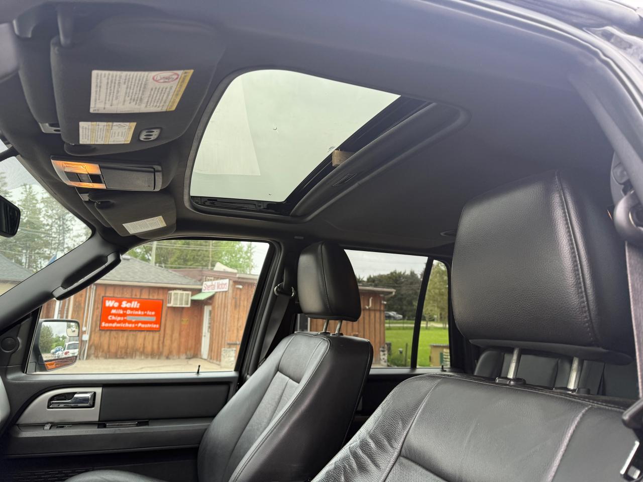 2013 Ford Expedition Limited MAX SUNROOF NAVIGATION 8 passengers - Photo #9
