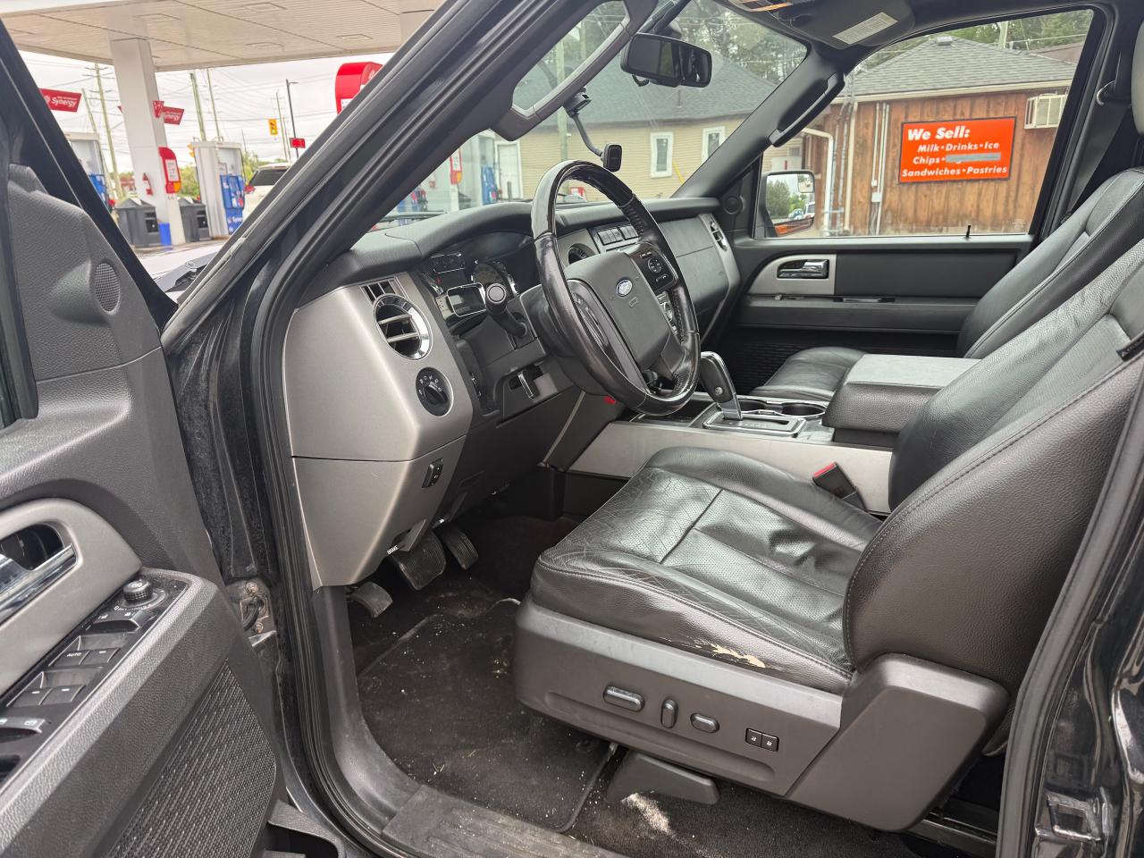 2013 Ford Expedition Limited MAX SUNROOF NAVIGATION 8 passengers - Photo #5