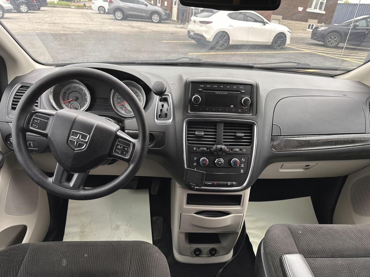 2018 Dodge Grand Caravan CANADA VALUE PACKAGE Photo4