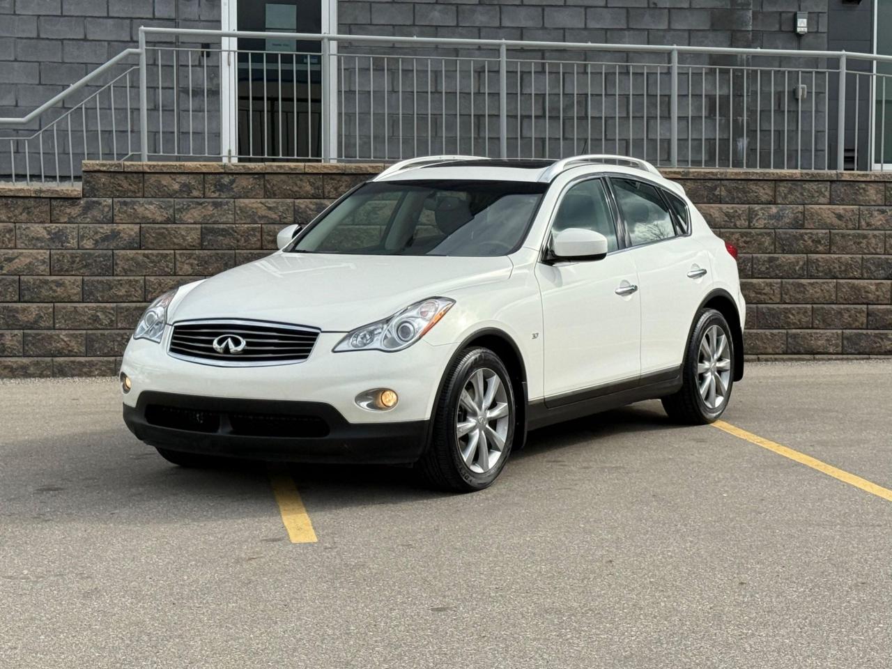 Used 2015 Infiniti QX50 AWD 4dr| $0 DOWN | EVERYONE APPROVED! for sale in Calgary, AB