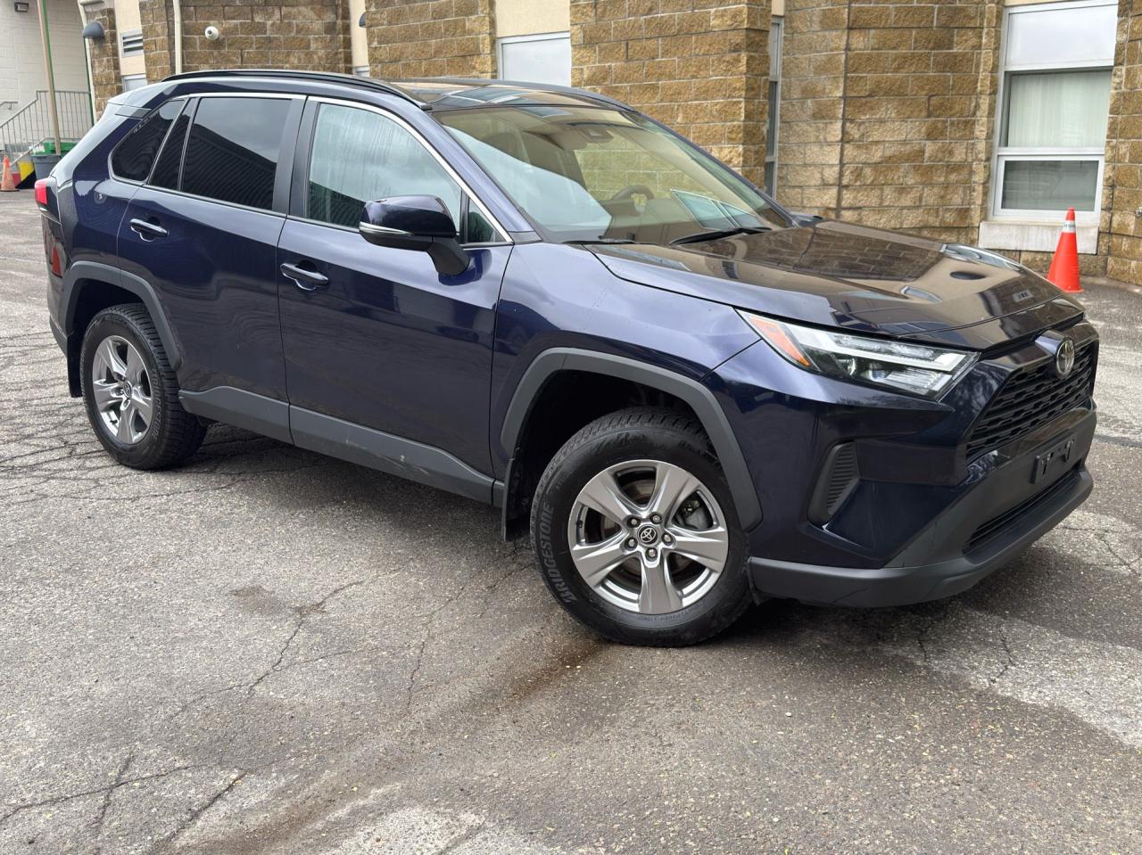 2020 Toyota RAV4 LE AWD - Photo #3