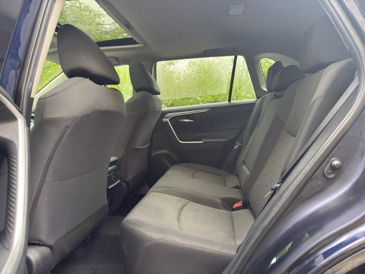 2020 Toyota RAV4 LE AWD - Photo #12