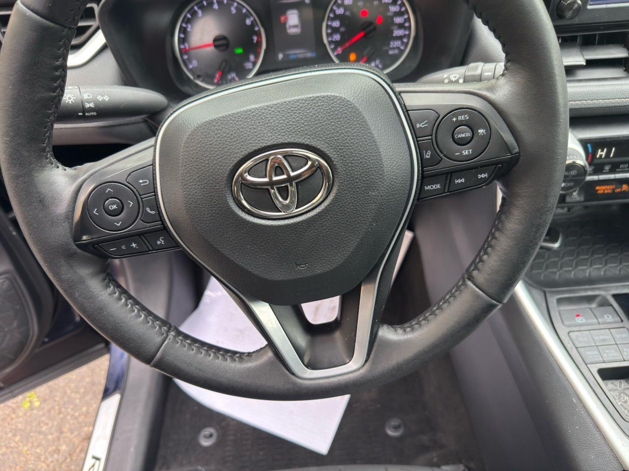 2020 Toyota RAV4 LE AWD - Photo #14