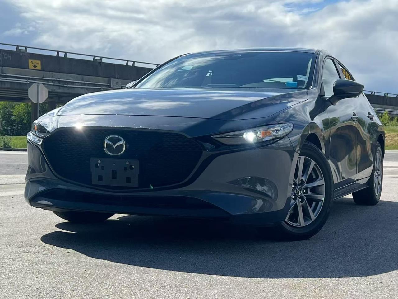 Used 2021 Mazda MAZDA3 Sport GS AUTO/ NO ACCIDENT/ PRE-COLLISION SYSTEM for sale in Richmond, BC