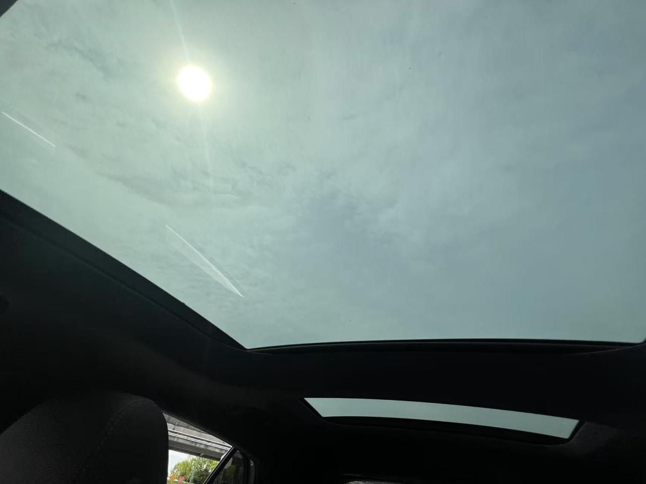 12562589