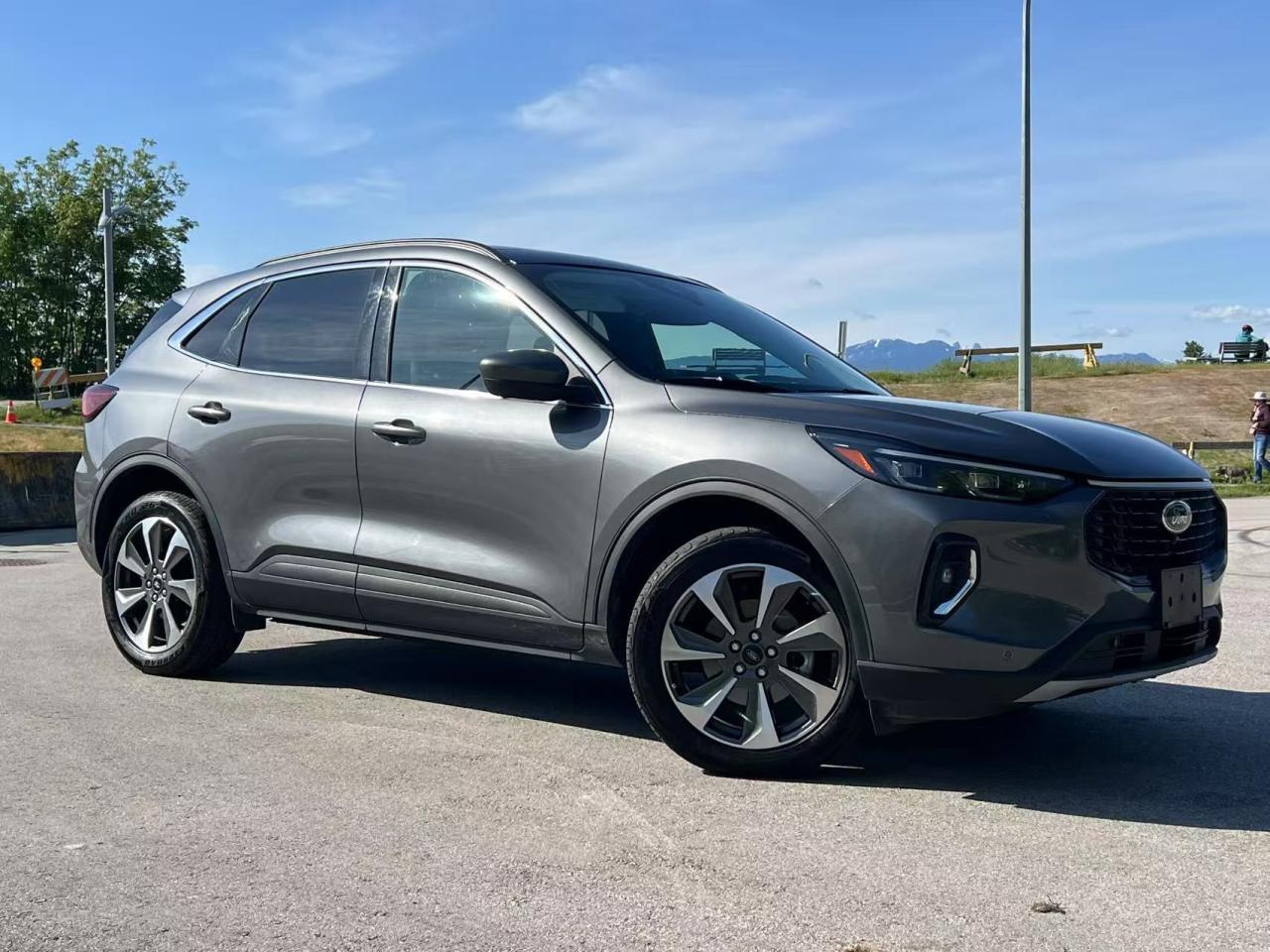 Used 2023 Ford Escape Platinum AWD/ NO ACCIDENT/ BC LOCAL for sale in Richmond, BC