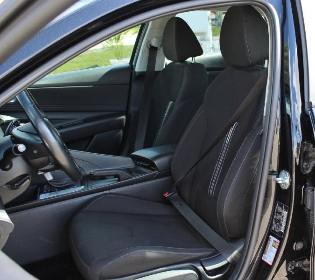 2022 Hyundai Elantra Preferred*Heated Seats*CarPlay*Rear Cam*2.0L-4cyl - Photo #12