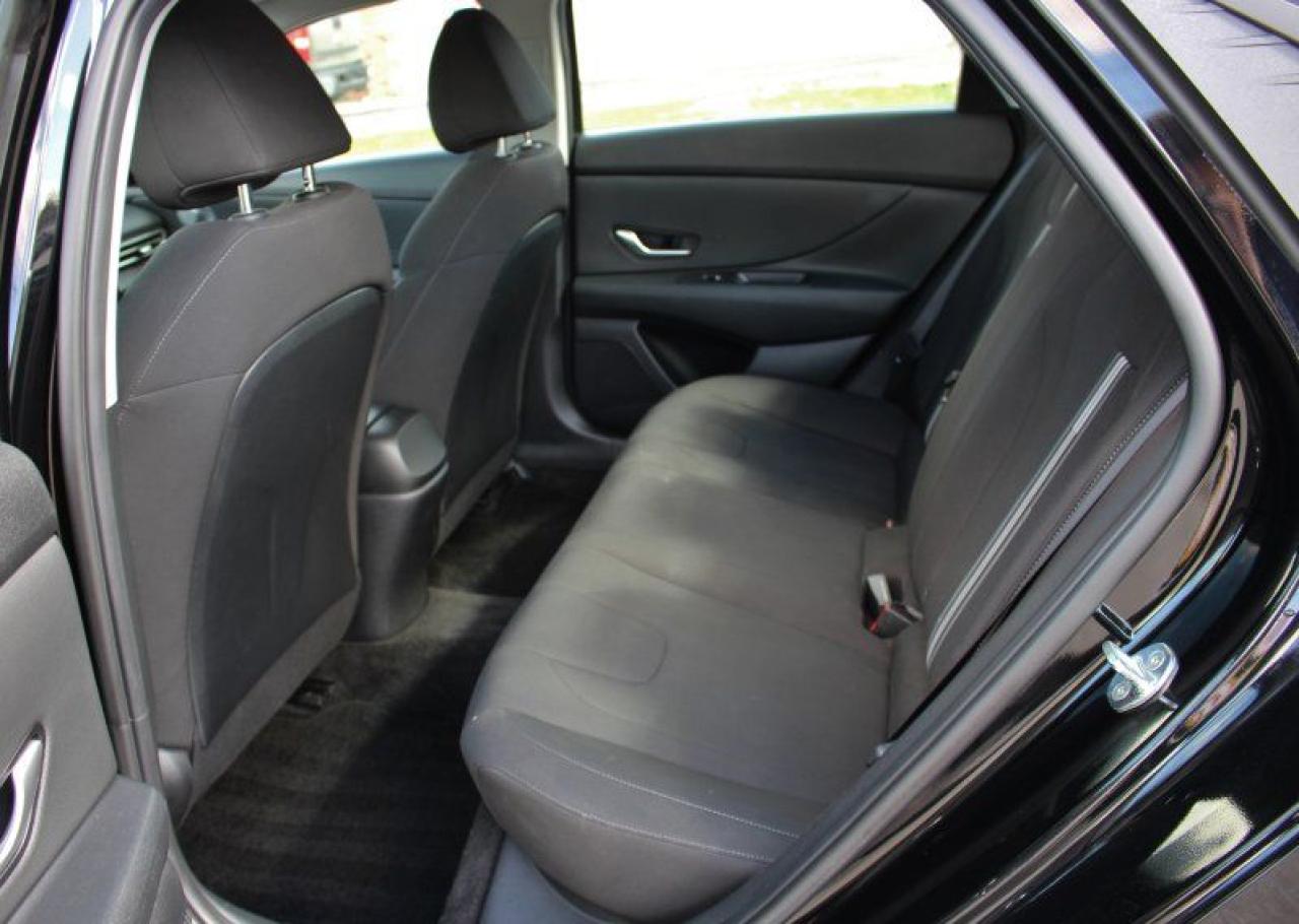 2022 Hyundai Elantra Preferred*Heated Seats*CarPlay*Rear Cam*2.0L-4cyl - Photo #13