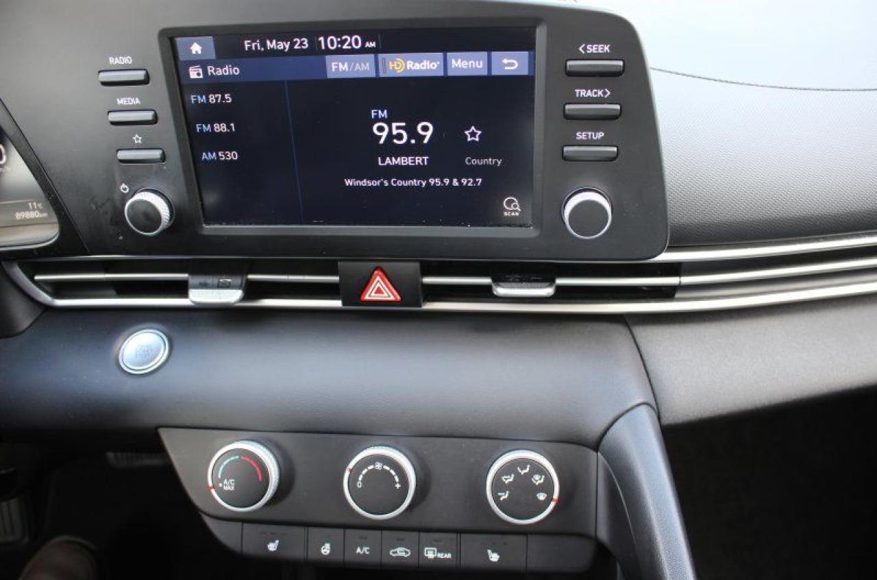 2022 Hyundai Elantra Preferred*Heated Seats*CarPlay*Rear Cam*2.0L-4cyl - Photo #19